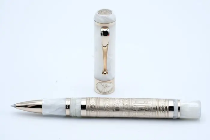 Montegrappa - Bolshoy Theatre - Gold (Limited Edition...