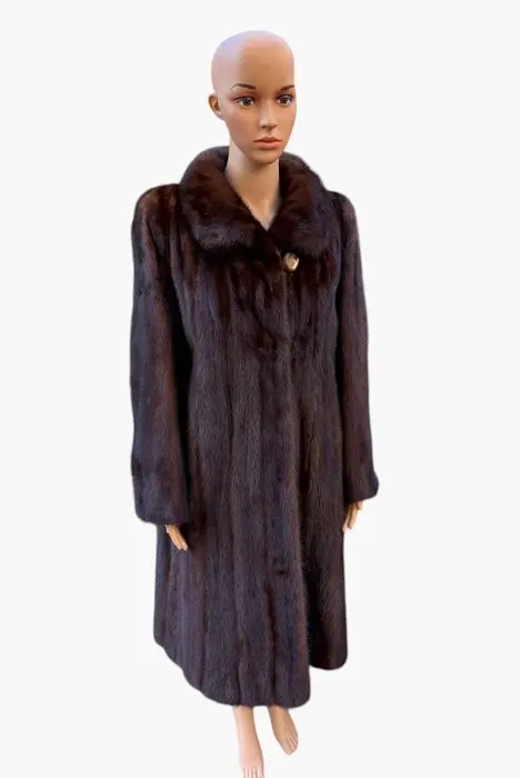 Artisan Furrier - Fur coat