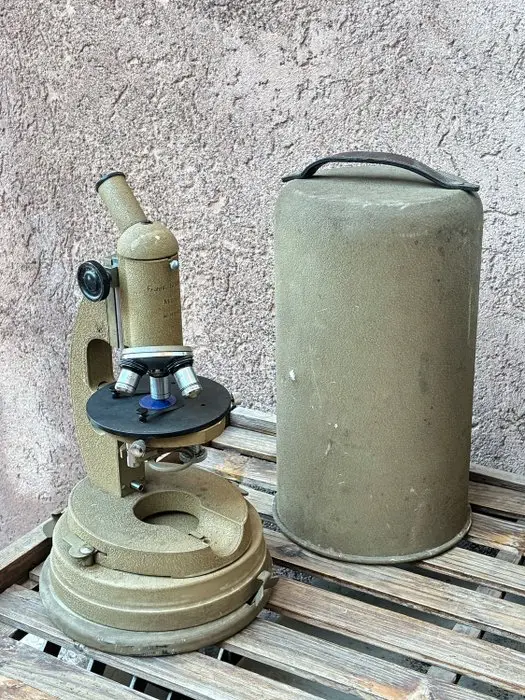 Monocular compound microscope - 1910-1920 - Italy - Fratelli Koristka Milano