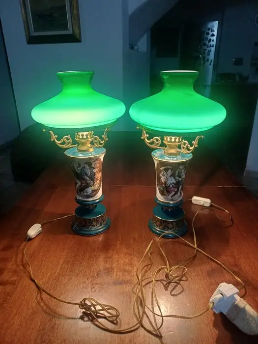 Bedside table lamp (2) - Glass, Porcelain, Brass, Metal