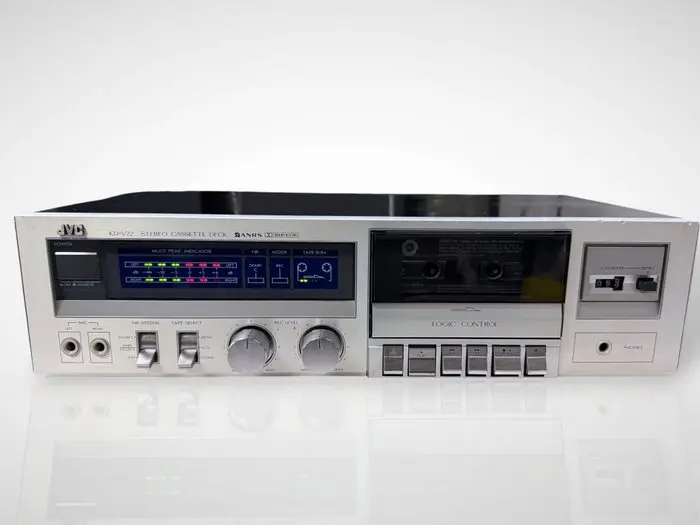 JVC - KD-V22 -Serviced- / ANRS and Dolby B Noise Reduction Audio-cassette deck