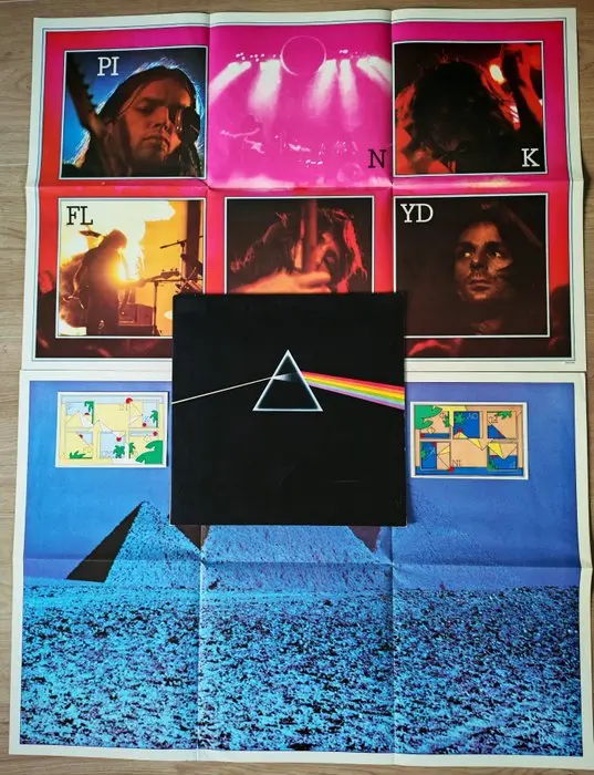 Pink Floyd - The Dark Side of the Moon - Complete with...