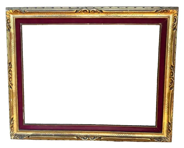 Frame - Wood - golden frame