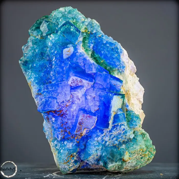 Unique fluorite cluster – Crystal Beauty in Emerald Green- 4827.15 g