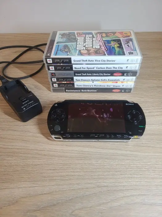 Sony - Playstation Portable (PSP) - psp et jeux - Video...