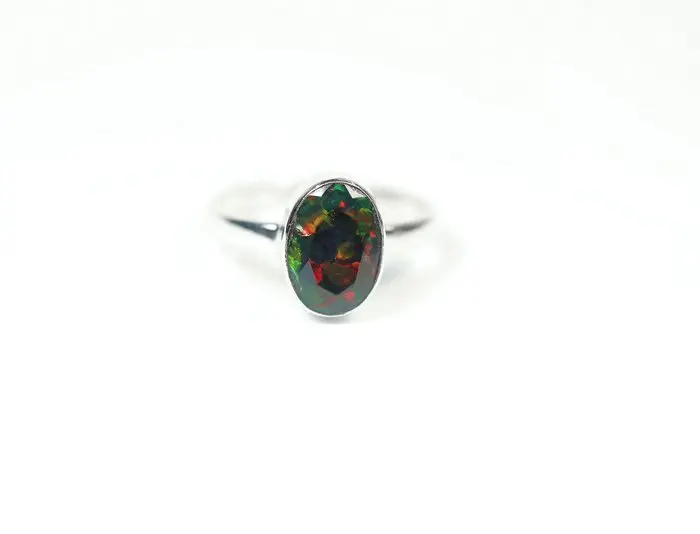 Black Chalama Opal Ring / new- 2.6 g - (1)