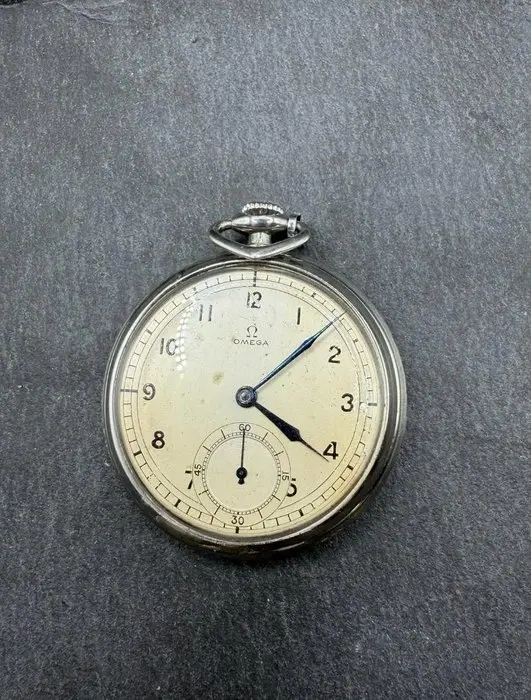Omega - Unknown - No reserve price - Men - 1900-1949