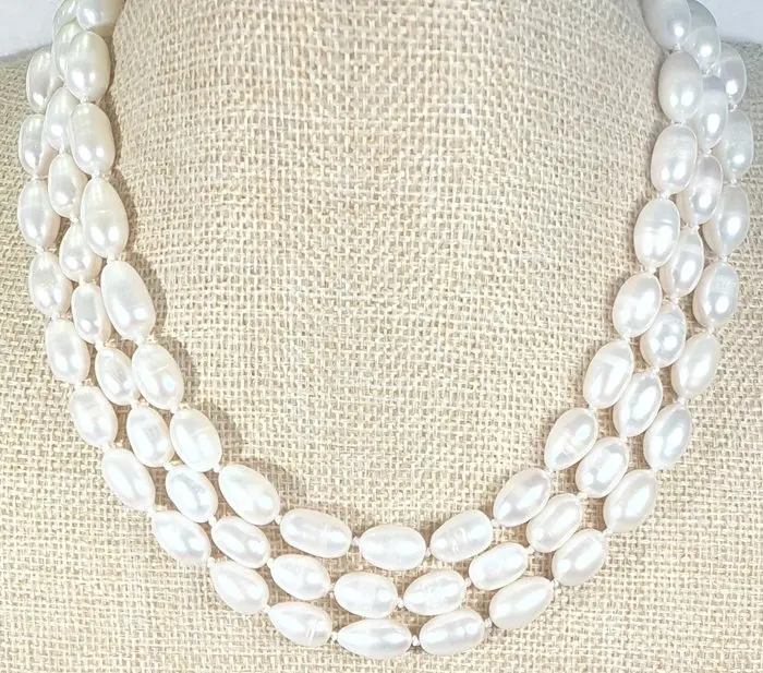 Natural Freshwater Pearls - VERY LONG - Symbol of Purity...