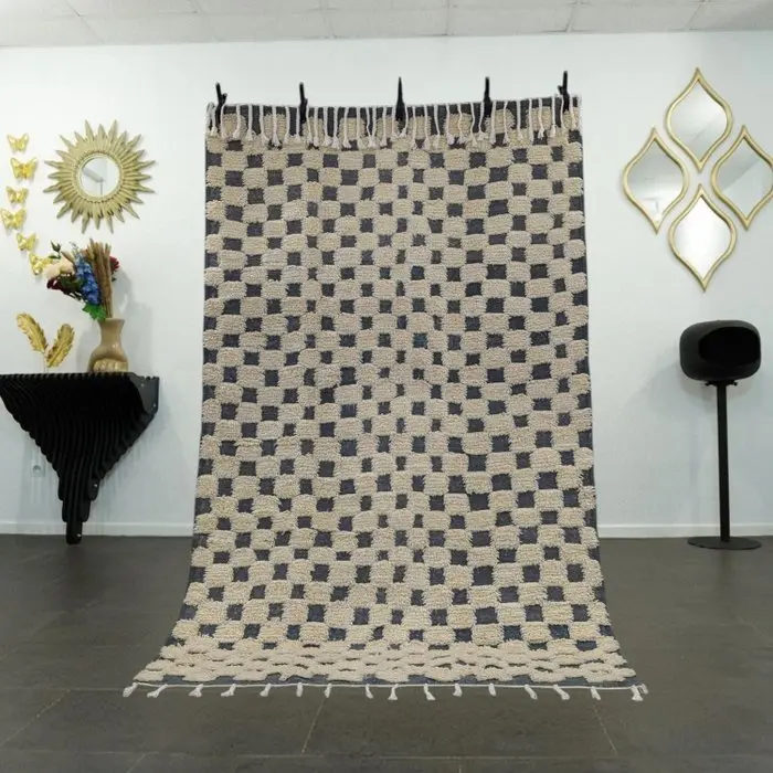 Artisanal Berber rug – natural wool – unique piece...