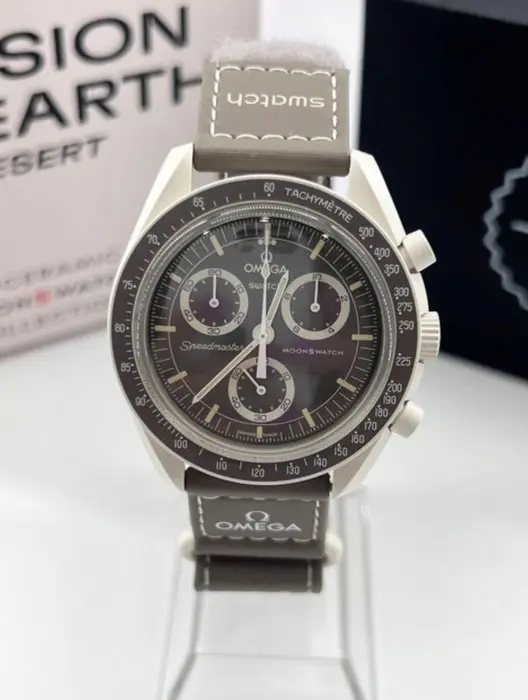 Omega x Swatch - MoonSwatch － Mission on Earth “Desert”...
