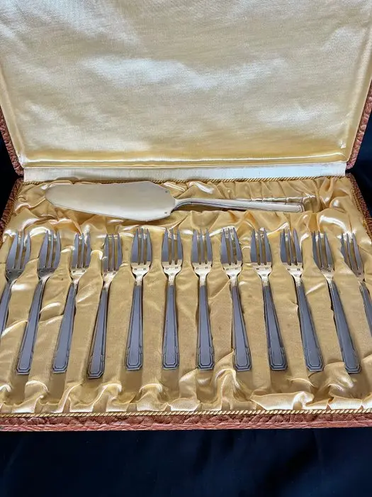 Adolphe Boulenger - Dinner set for 12 (13) - Silverplated - Dessert