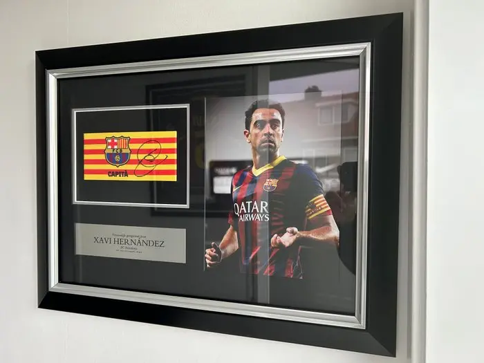 FC Barcelona - FC Barcelona - Xavi Hernández - Captain's armband