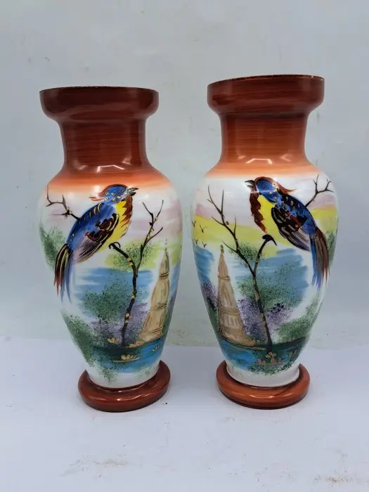 Vase - Hand Painted - Opaline glass - Set Opaline Vazen