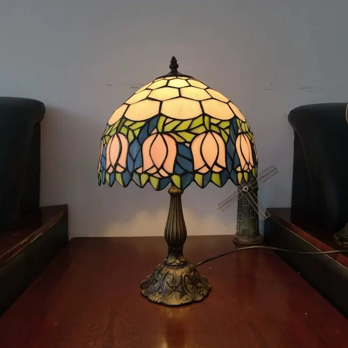 Table lamp - Tiffany-Style Stained Glass Table Lamp - Resin, Metal
