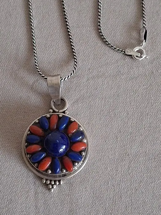Silver - 2 piece jewellery set