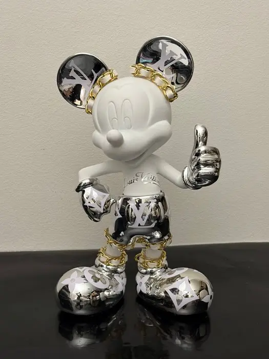 GF Exclusives - Chrome Colored Mickey Mouse Sculpture