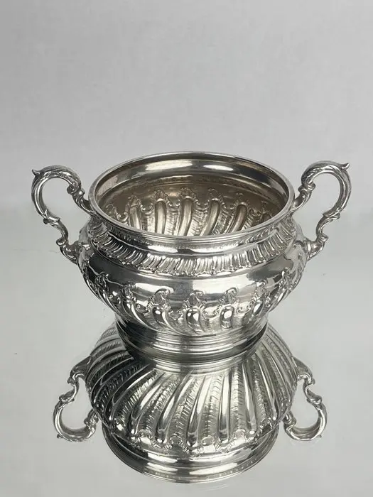 Sweden - Sugar bowl - Sugar Bowl / Jardinière - .830 silver - Center Piece