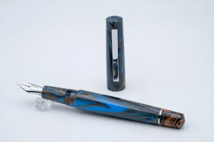 Tibaldi - Infrangibile - Peacock Blue - (TIROBL22) - Fountain pen