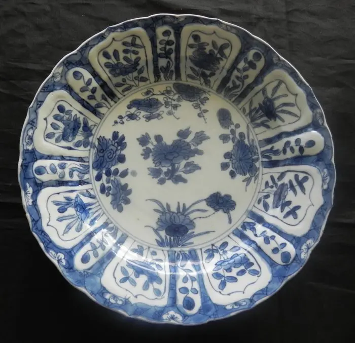 Saucer - Porcelain - Kangxi (1662–1722)