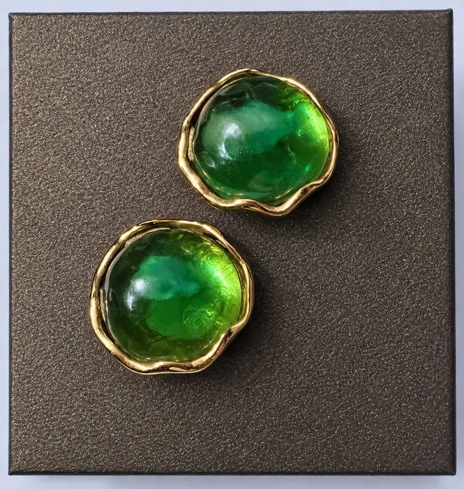 Yves Saint Laurent - Synthetic gemstone - Gold-plated