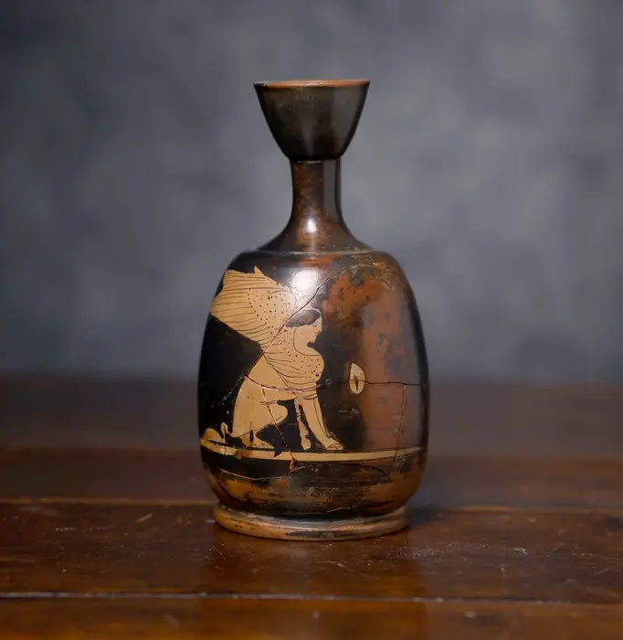Ancient Greece Ceramic Attic Lekythos depicting a winged sphinx - 14.5 cm