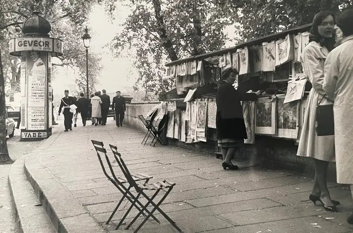 Agence Lynx - es bouquinistes des quais de Seine, Paris, vers 1950-1960.
