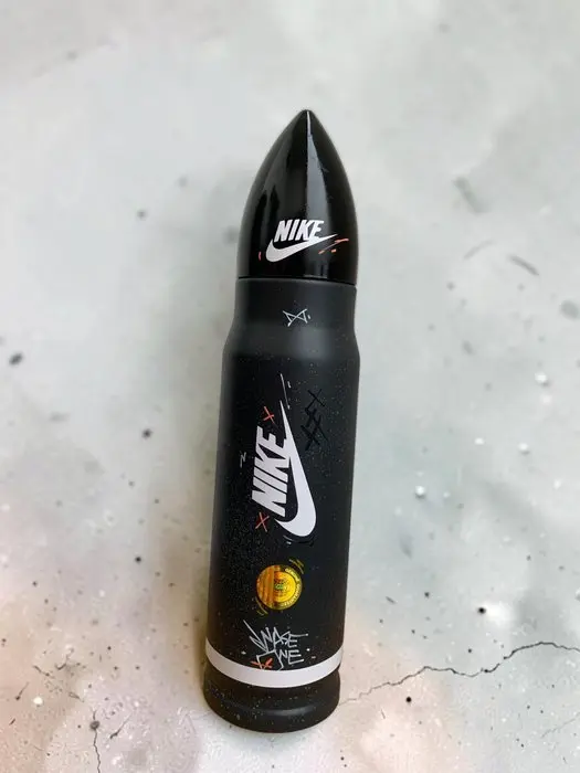 WASE - Figurine - XXL NIKE AIR CUSTOM - Metal