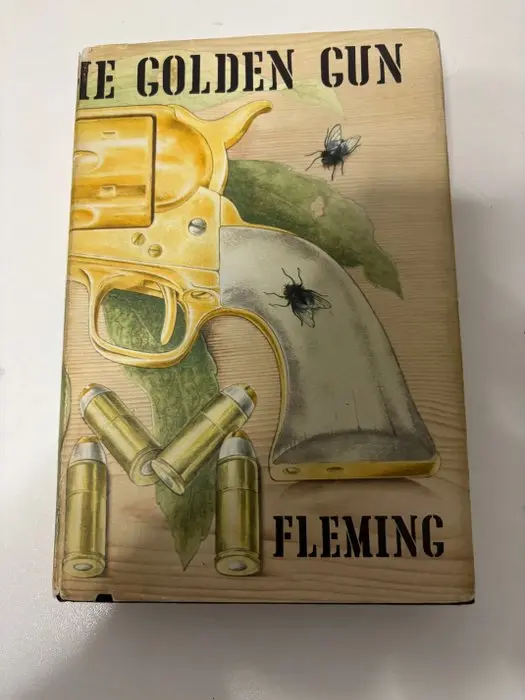 Ian Fleming - The Man with the Golden Gun - 1965-1965