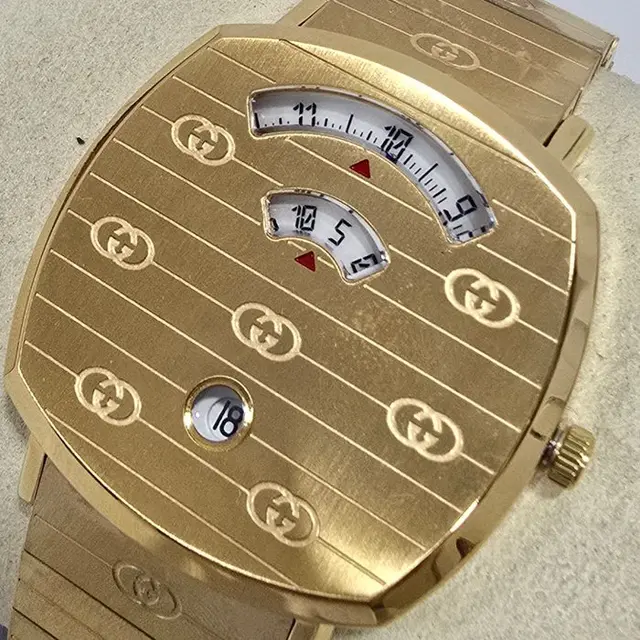Gucci - Grip - YA157409 - Unisex - 2020-2025