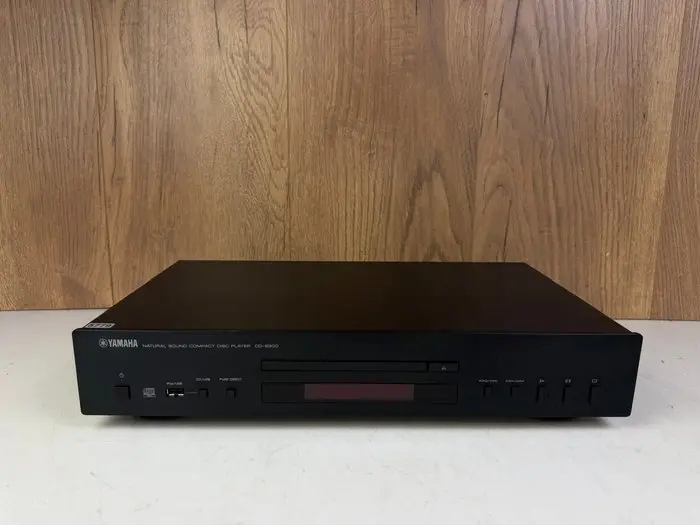 Yamaha - CD-S300 CD player