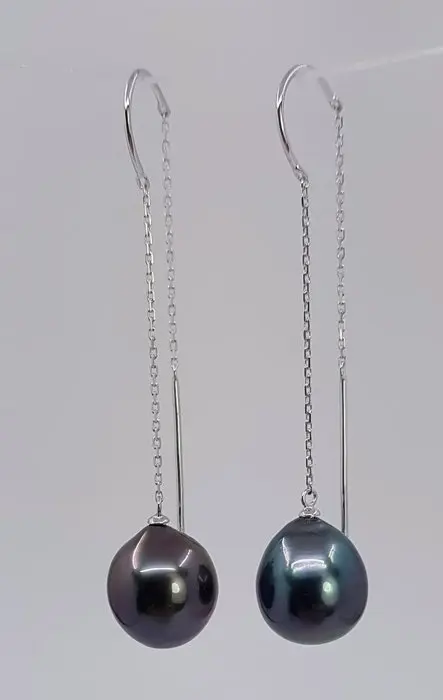 Earrings - 18 kt. White gold - 10x11mm Tahiti Pearls