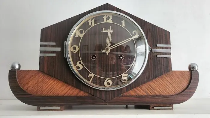 Amsterdam School Clock - Art Deco oak-Coromandel-chrome-Junghans - 1920-1930