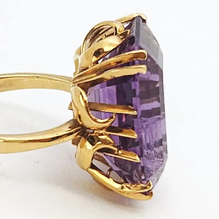 Ring - 18 kt. Yellow gold - 8.00ct. tw. Amethyst