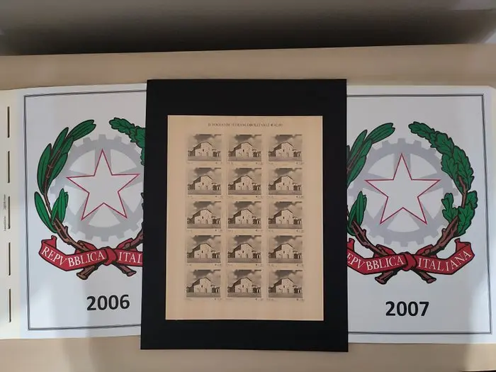 Italian Republic 2006/2007 - Complete annuals 2006/2007 with MINIFOGLI