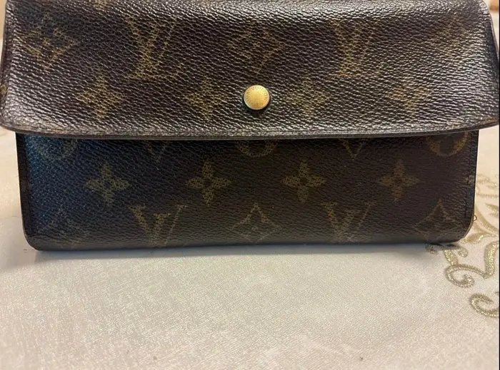 Louis Vuitton - Sarah - Wallet
