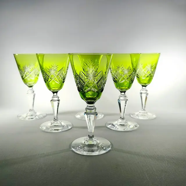 Val Saint Lambert - Hubert Fouarge - Drinking service...