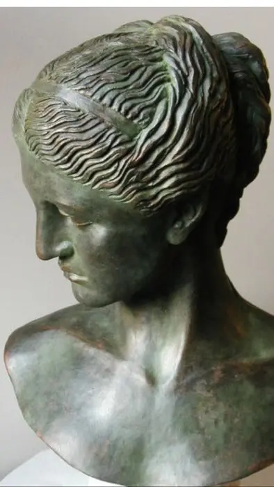 Buste signé de l'artiste Jean-PIerre le Cann (1969-) coté- Sculpture, Aphrodite