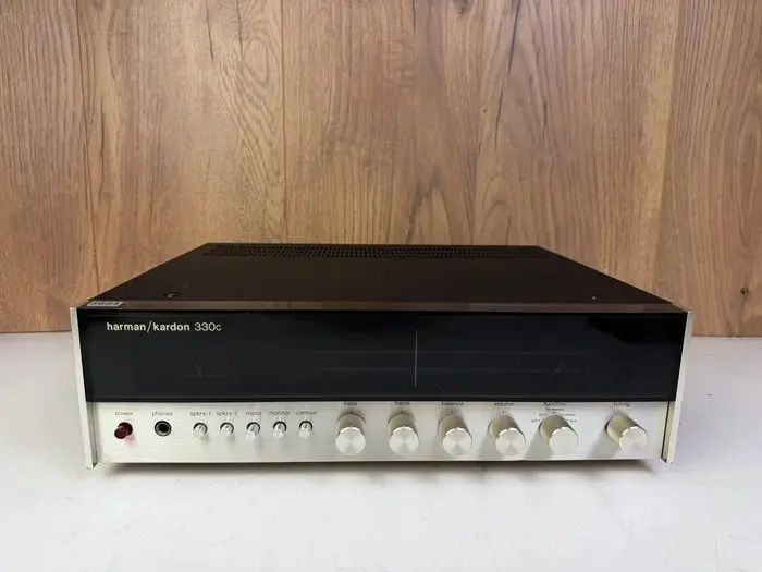 Harman Kardon - 330C Solid state amplifier