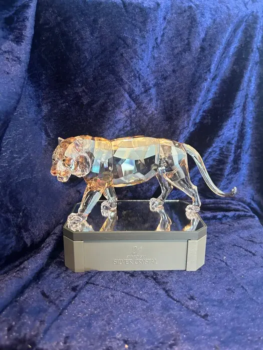 Swarovski - Figurine - SCS - Annual Edition 2010 - Tiger...