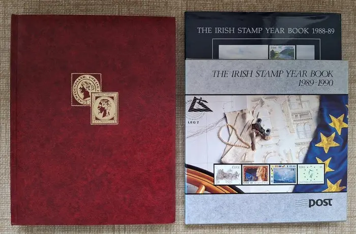 Ireland 1922/2000 - Collection in stock book and 2 yearbooks.