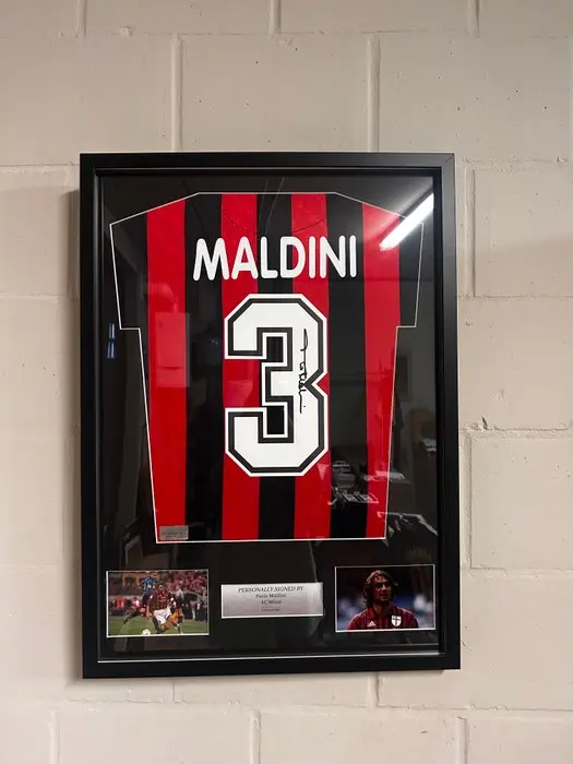 AC Milan - Italian competitions - Paolo Maldini - Football shirt