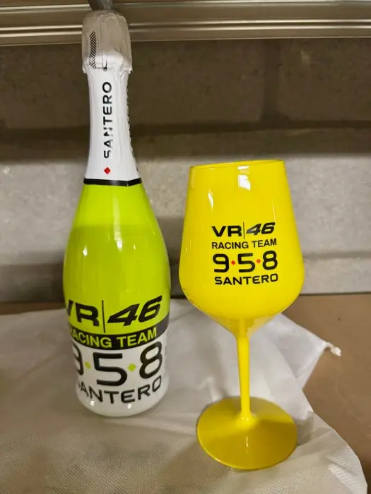 VR46 Racing Team - MotoGP - Valentino Rossi - Wine bottle and glass