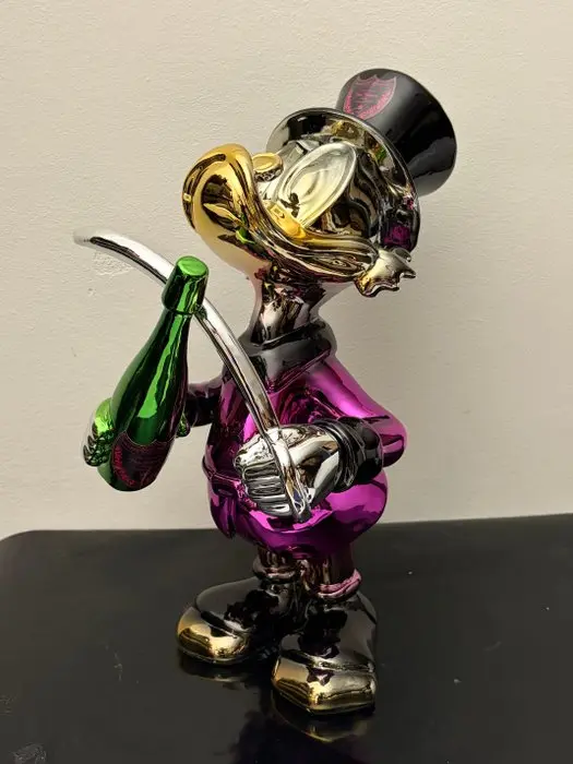 GF Exclusives - Dom Pérignon Champagne Bottle Duck 3D Object
