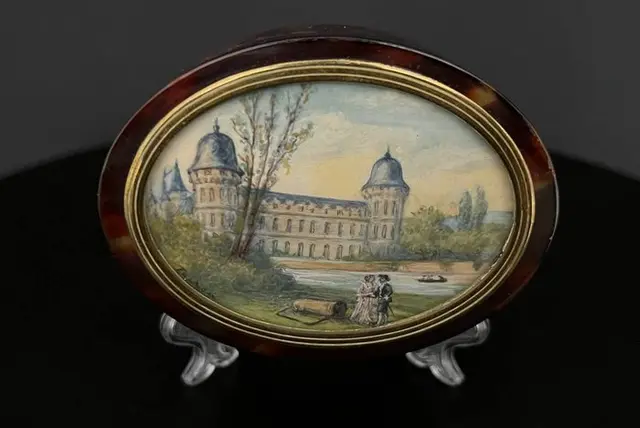 Jewellery box - Bakelite - Antique oval box