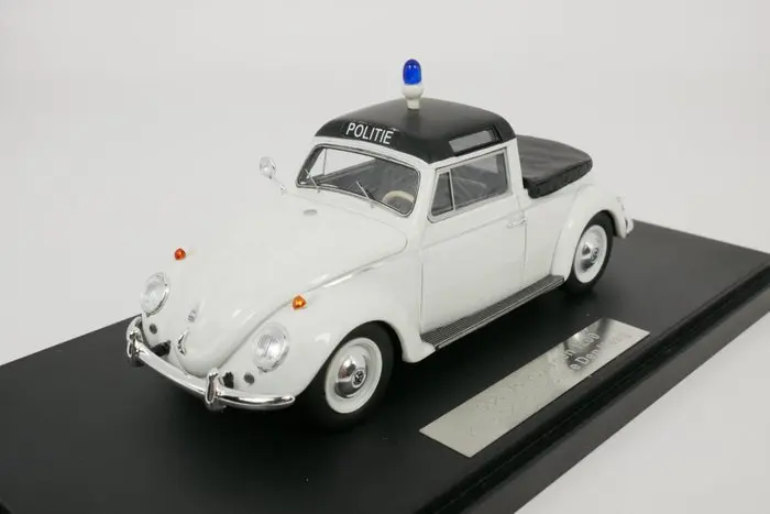 Matrix 1:43 - Model car - VW 1200 Kever Cabriolet...