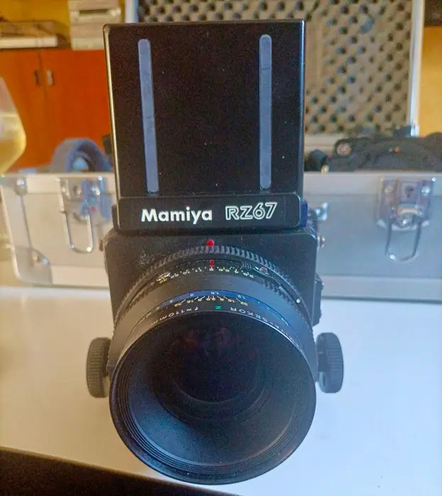 Mamiya RZ 67 Professional + Sekor 110mm + polaroid + polafilm Analogue camera
