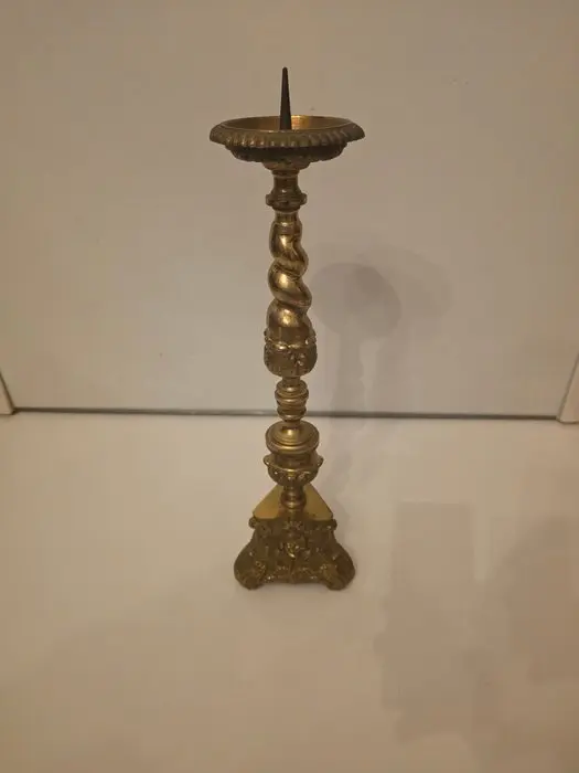 Candleholder - Copper - Big and heavy antique ke
