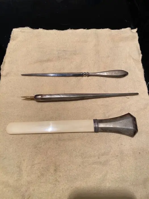 Writing table - silver - Silver