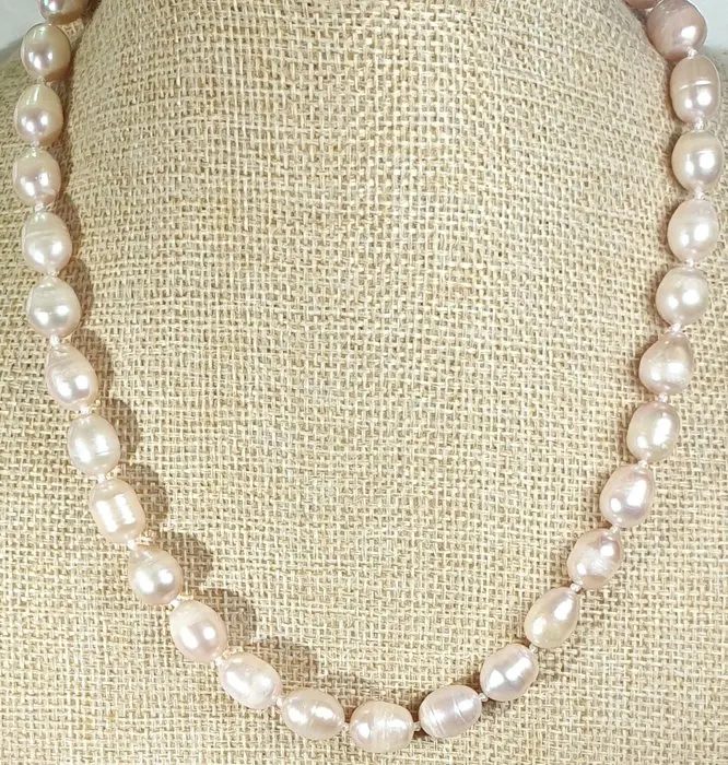 Natural pink freshwater pearls - Symbol of Purity - 925...