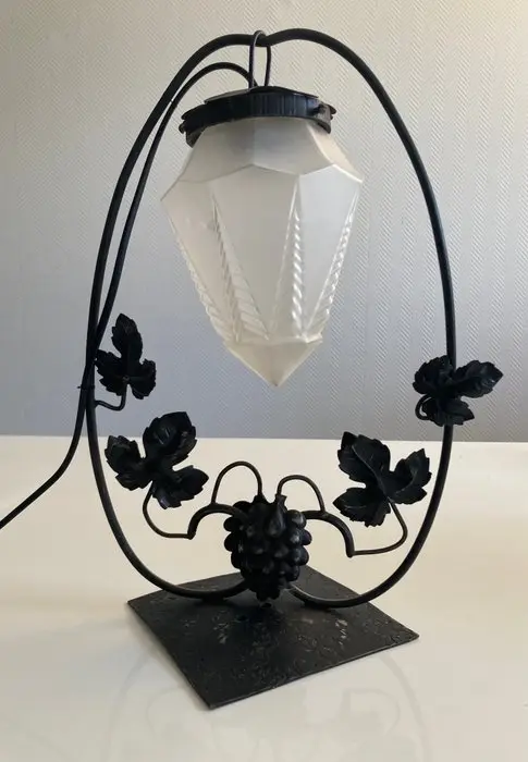 Table lamp - Wrought iron - Art nouveau & Art Deco